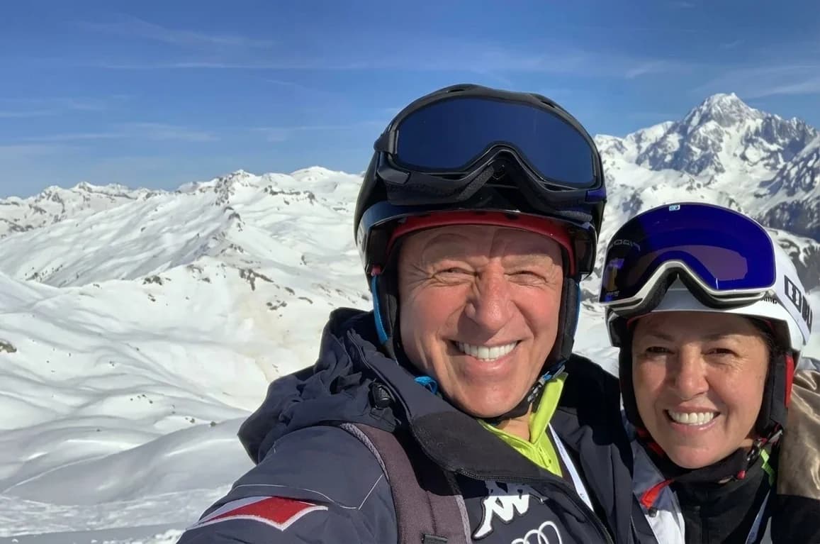 Oksana und Anton Faltynsky beim Skiunterricht