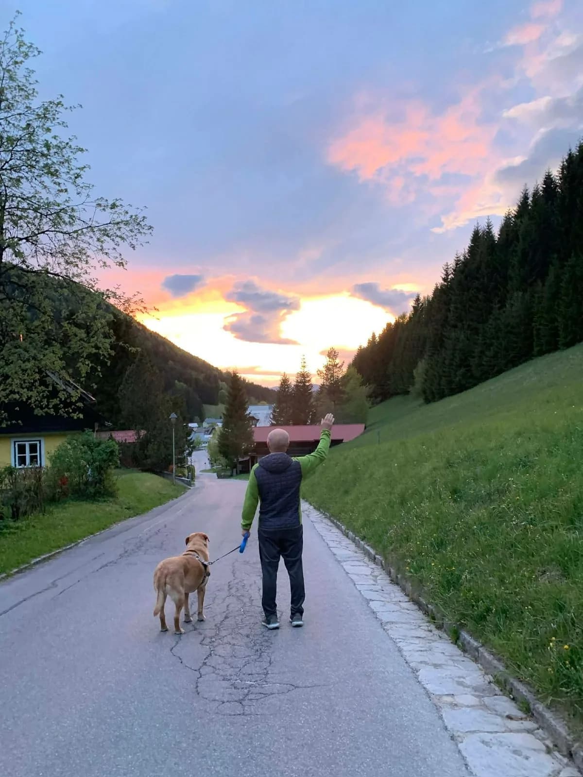 Abendstimmung in Lackenhof am Ötscher – Bergpanorama des Sommercamps